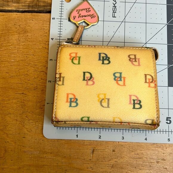 Vintage Dooney & Bourke Rainbow Heart Logo Y2K Canvas Leather Satchel - Picture 13 of 17